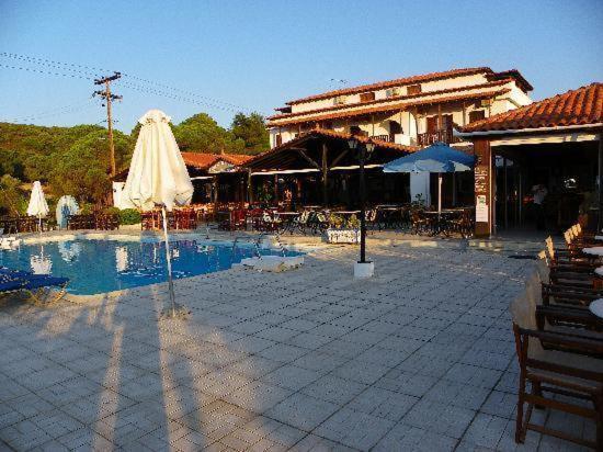 Golden Beach Кукунариес Екстериор снимка